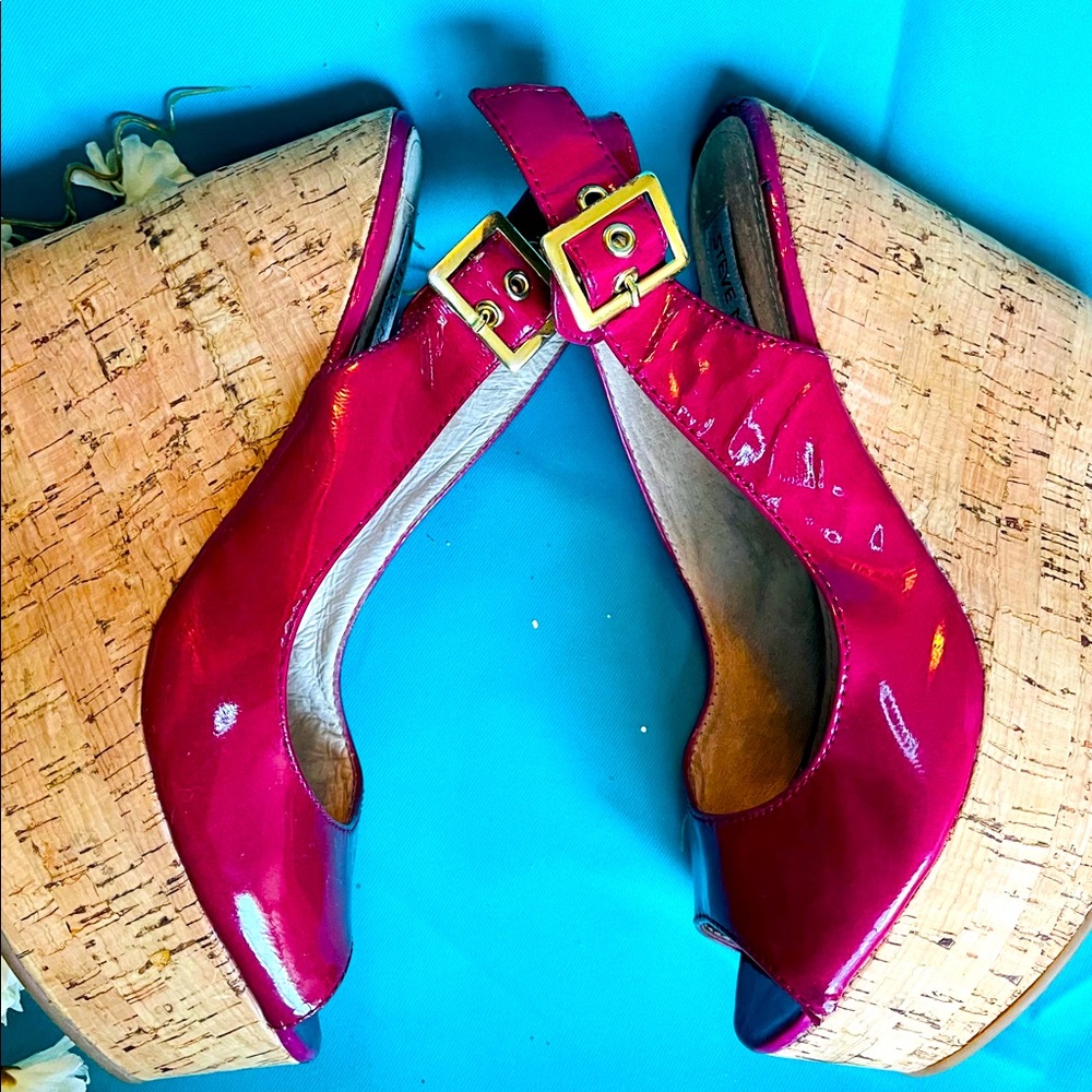 Steve Madden wedges